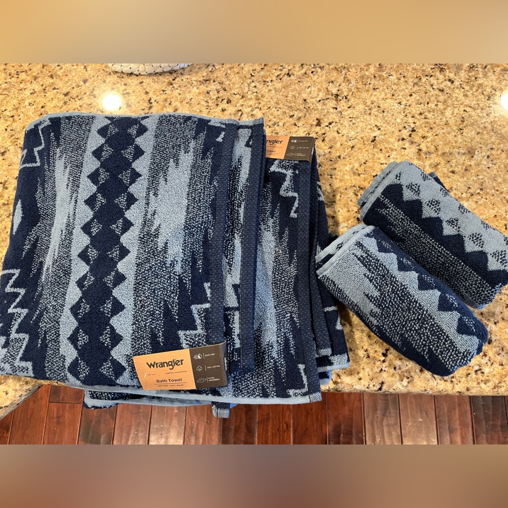 Wrangler Blue and White Bath and Hand Towels